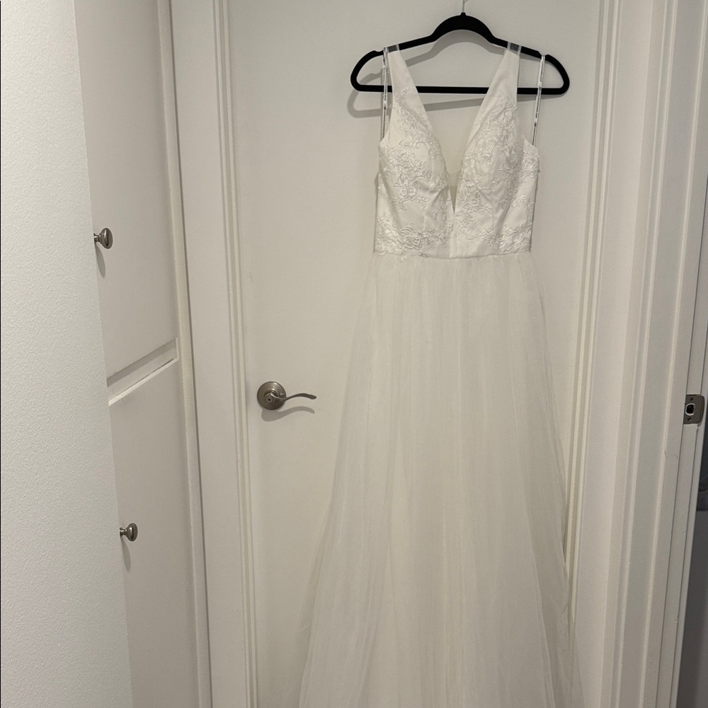 Chi Chi London Ivory Lace Wedding Dress